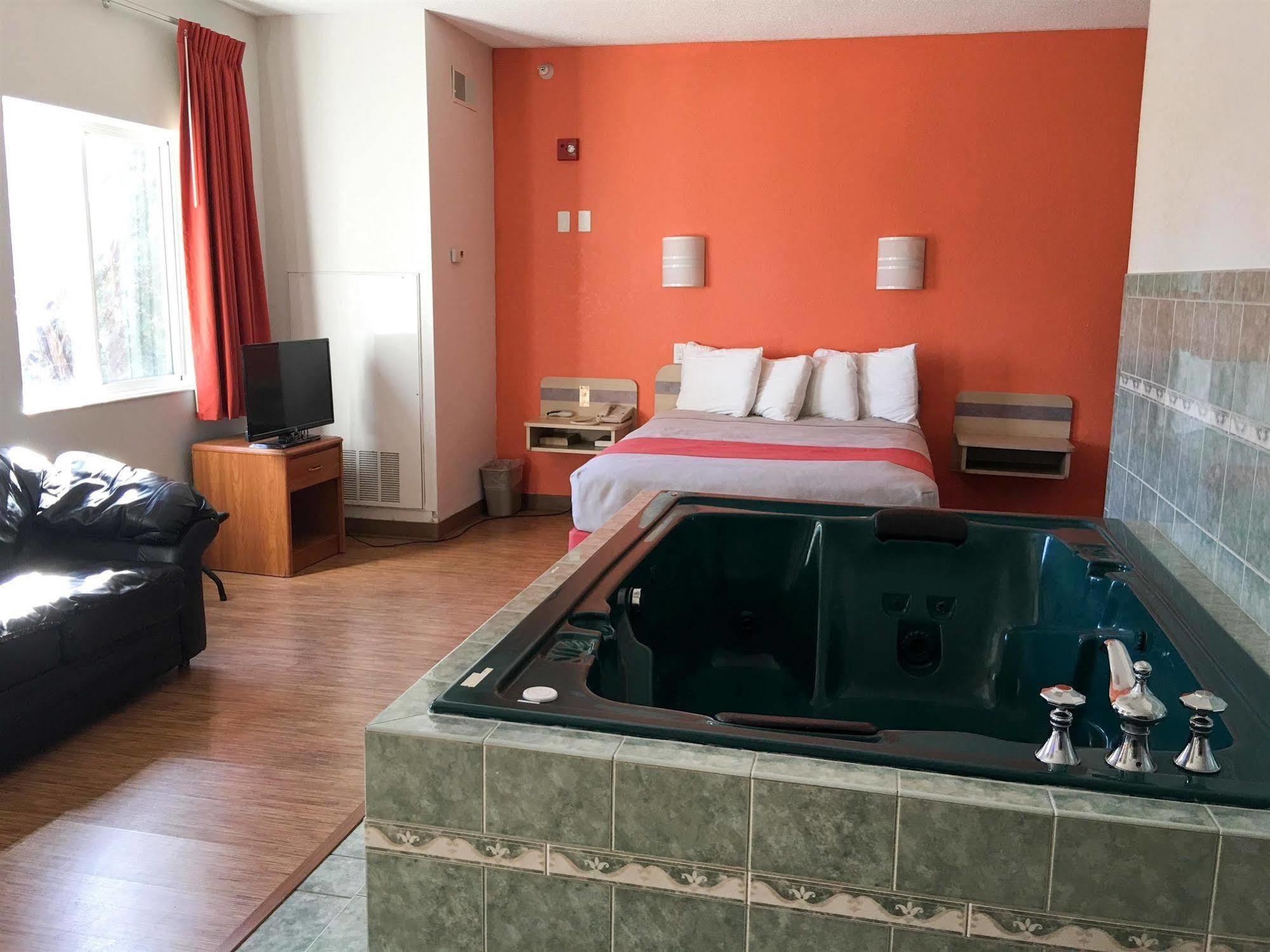 Motel 6-Minonk, Il Eksteriør billede